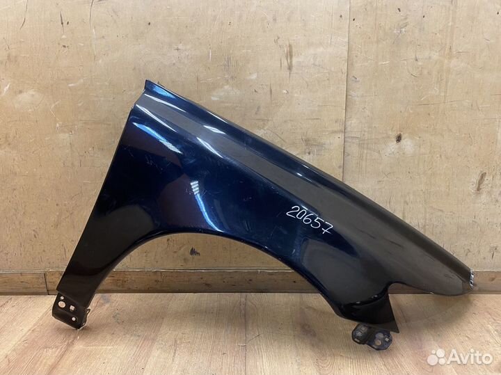 Крыло переднее правое Volvo S40 2004-2012