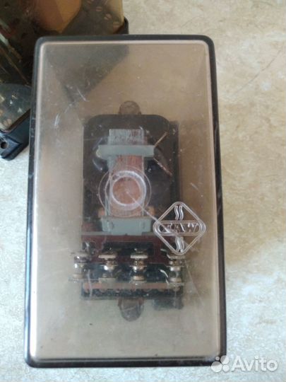 Реле промежуточное RH 94 (гдр)