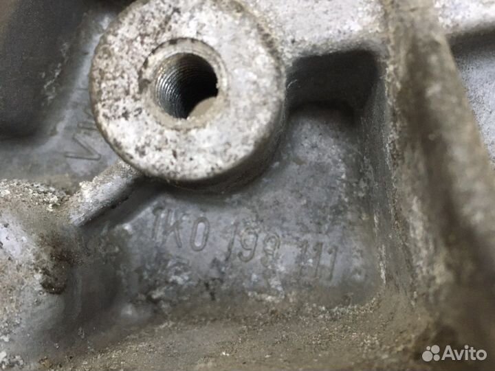 Кронштейн кпп Skoda Octavia A5 (3314)