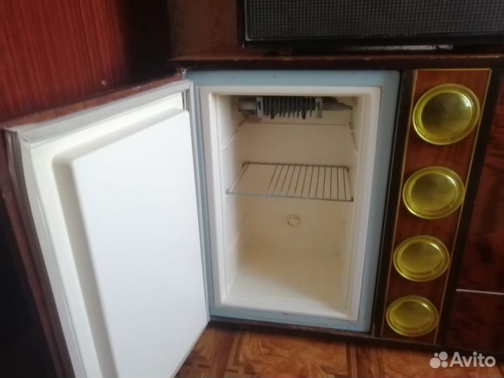 Мини бар холодильник бу