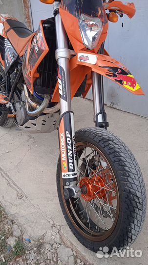 Мотоцикл KTM 625 SMC