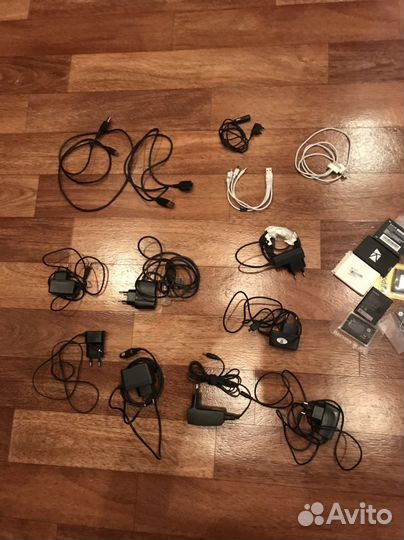 Зарядки для телефонов, автомобиля, батареи