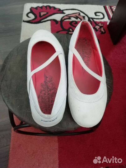 Туфли женские спортивные 37 р-р
