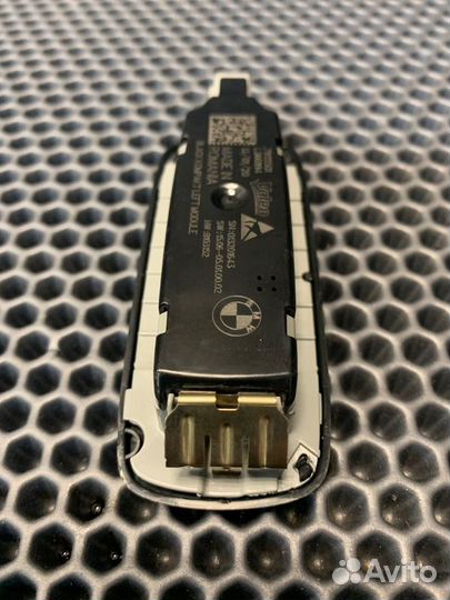 Плафон подсветки салона задний левый Bmw X7 G07