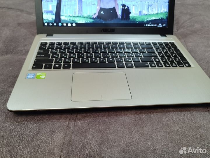Asus VivoBook Pentium Silver N5000 -GeForce MX110