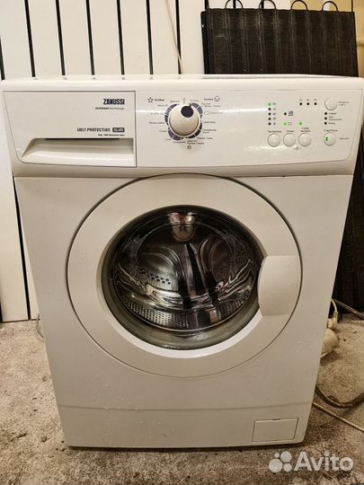 Стиральная машина 5кг Zanussi