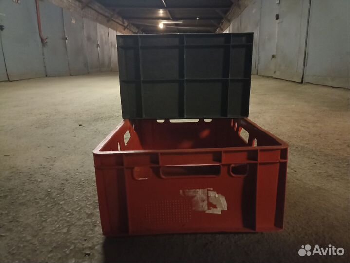 Пластиковые ящики для хранения бу