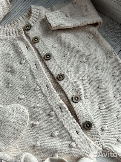 Комплект на выписку вязанный