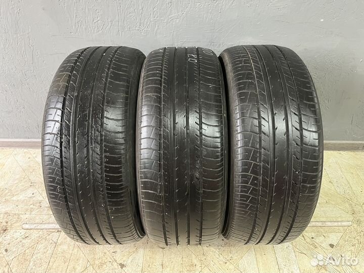 Yokohama BluEarth E70BZ 215/55 R17