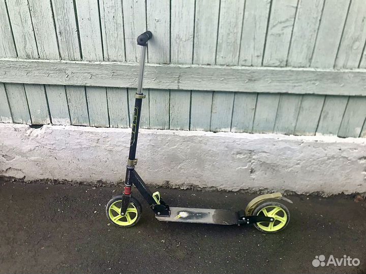 Самокат двухколесный roces