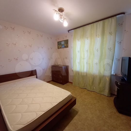 2-к. квартира, 60 м², 1/3 эт.