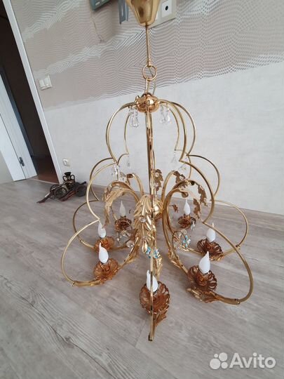 Люстра с подвесами