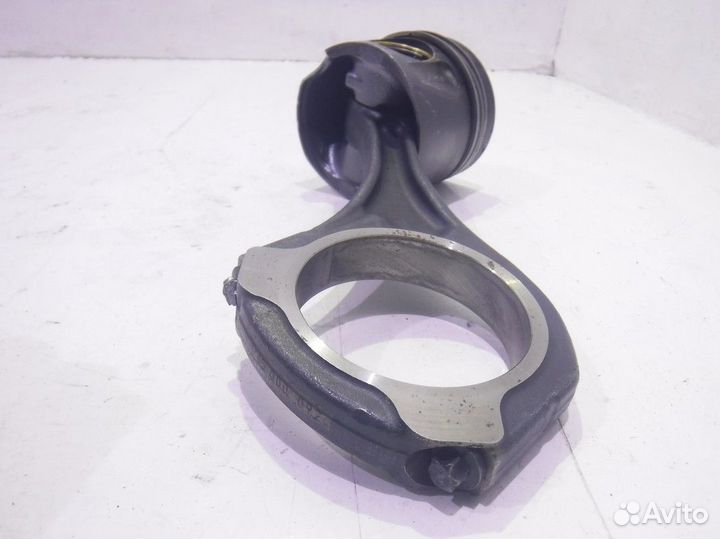 Поршень с шатуном Мерседес