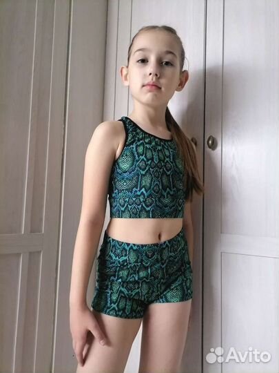 Топ и шорты для девочки