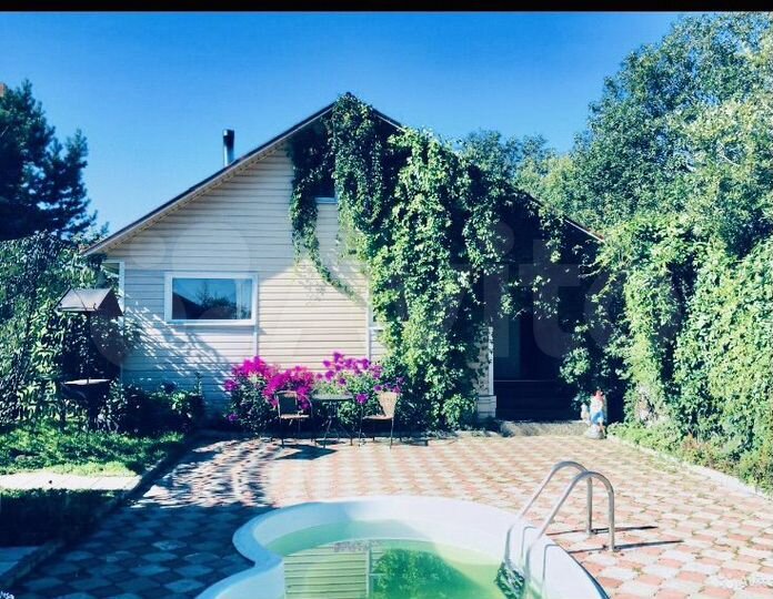 Дом 54 м² на участке 18,5 сот.