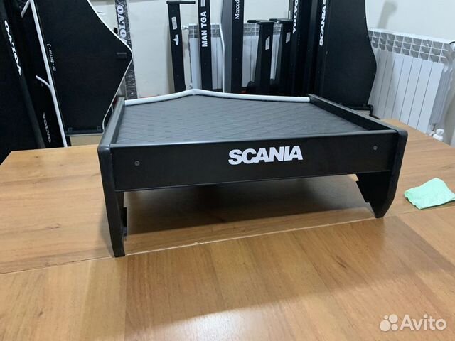 Полка на торпеду scania