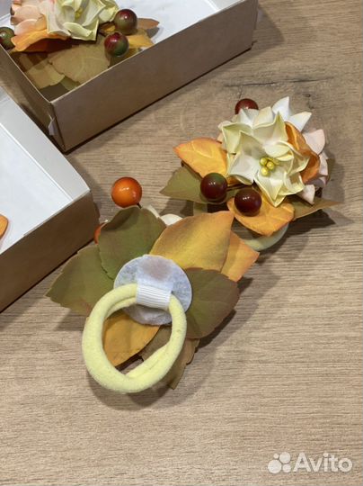 Резинки для волос ручной работы