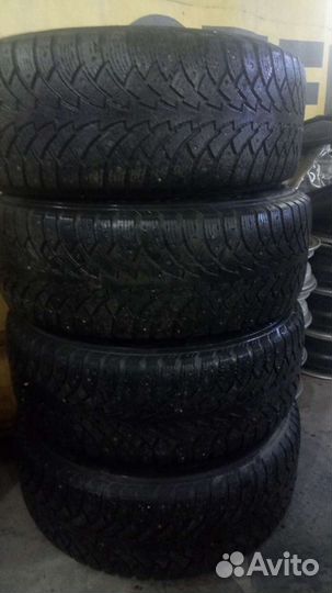 Nokian Tyres Hakkapeliitta 5 SUV 255/60 R18