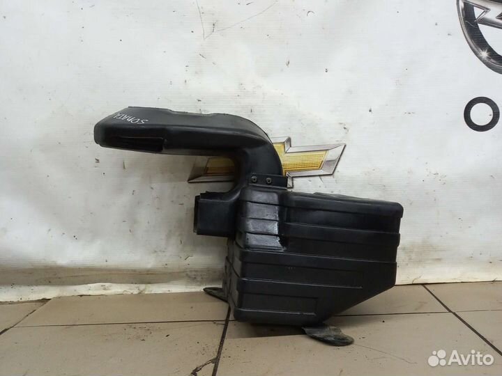 Резонатор воздушного фильтра Хендай Соната EF