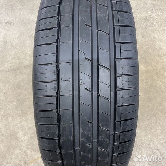 Hankook Ventus S1 Evo3 SUV K127A 295/35 R21