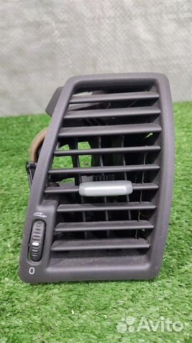 Дефлектор торпедо правый Volvo XC90 2006