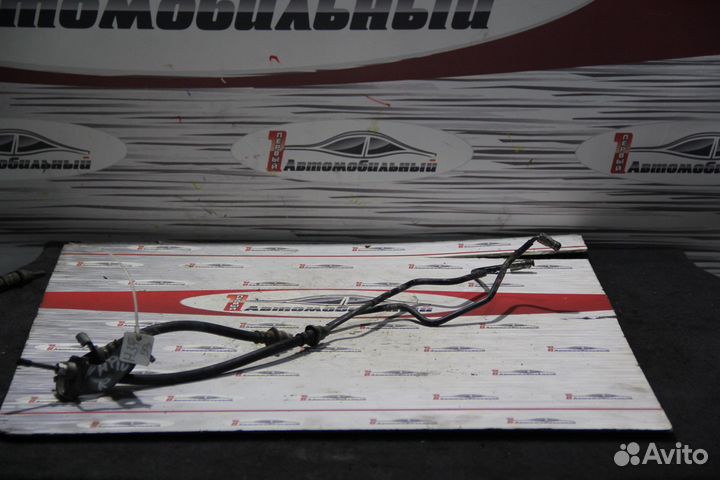 Тормозной шланг зад c Toyota Aqua NHP10 1NZ-FXE