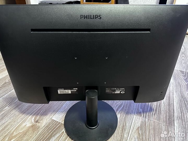 Монитор Philips 272v