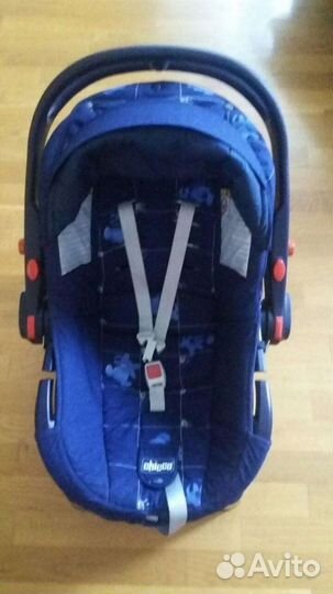Детская автолюлька Chicco от 0 до года