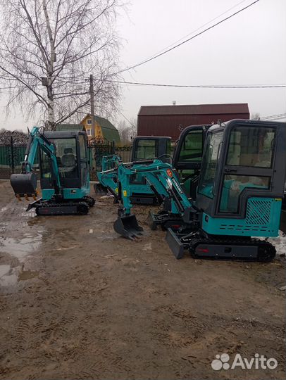 Мини-экскаватор