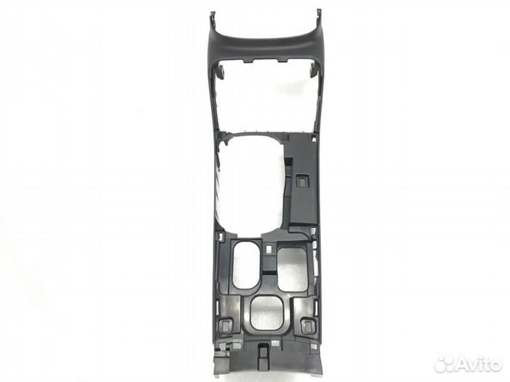 Консоль центральная Mitsubishi Outlander 2020