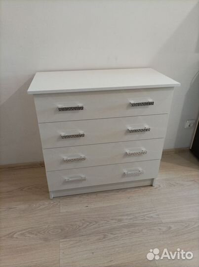 Комод белый