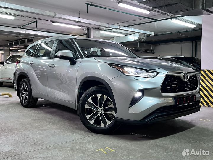 Toyota Highlander 2.4 AT, 2023, 16 км