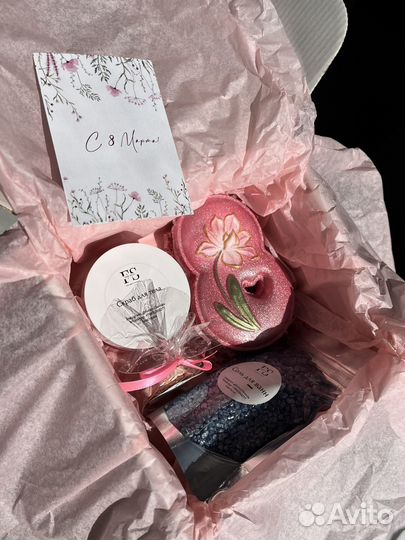 Праздничные наборы к 8 марта