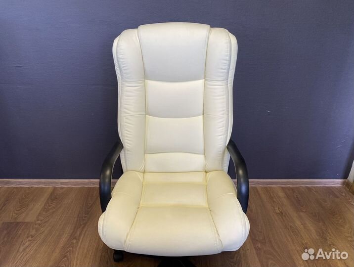 Компьютерное кресло