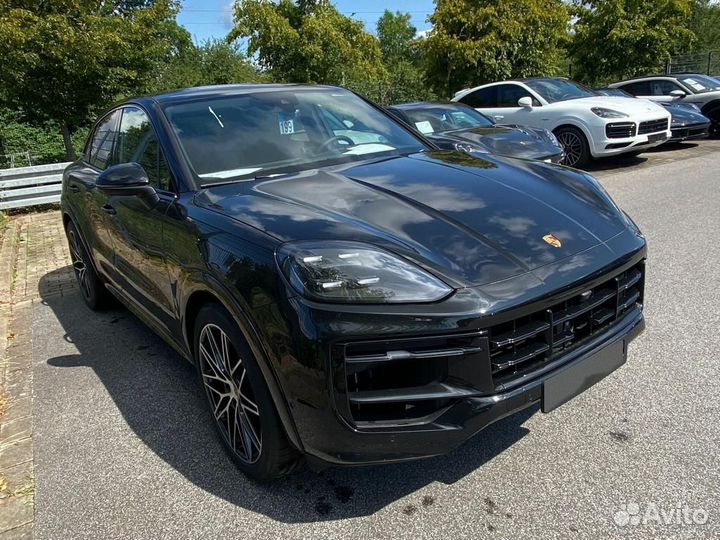 Porsche Cayenne 3.0 AT, 2023, 70 км