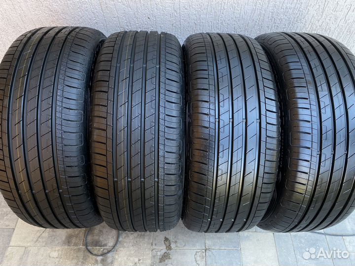 Goodyear EfficientGrip Performance 2 215/55 R17