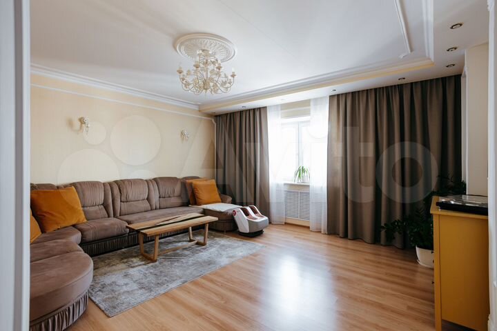 3-к. квартира, 93 м², 10/12 эт.