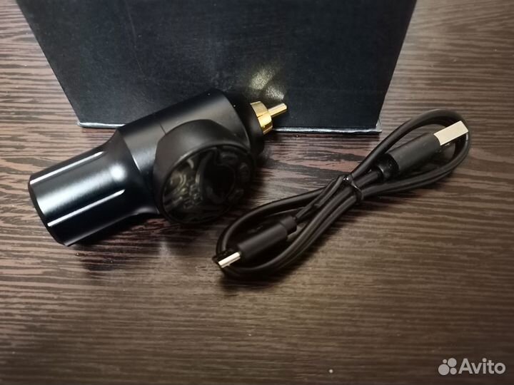 Беспроводной блок питания для тату машинки