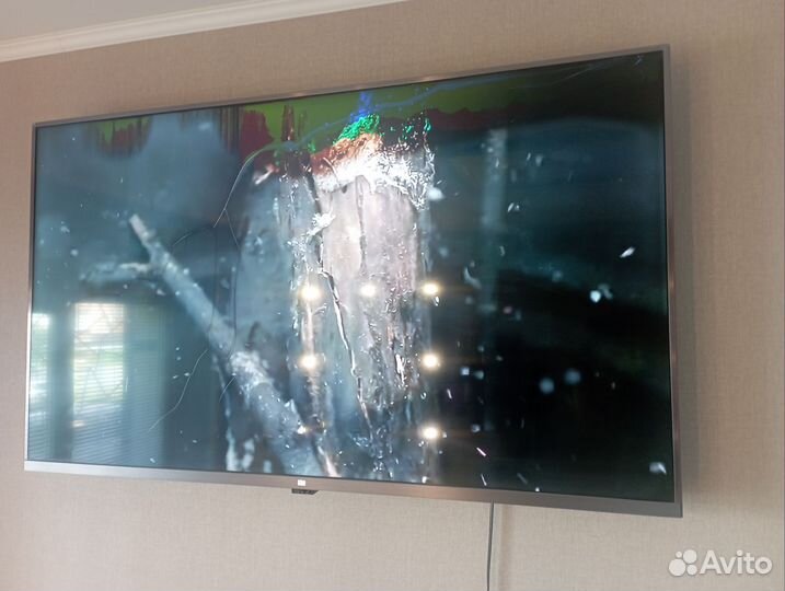 Телевизор SMART tv