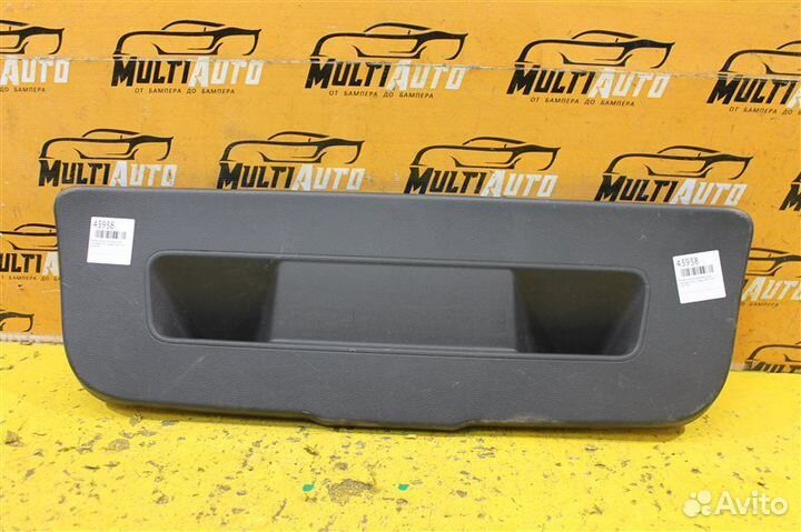 Обшивка крышки багажника задняя Volkswagen Polo 5