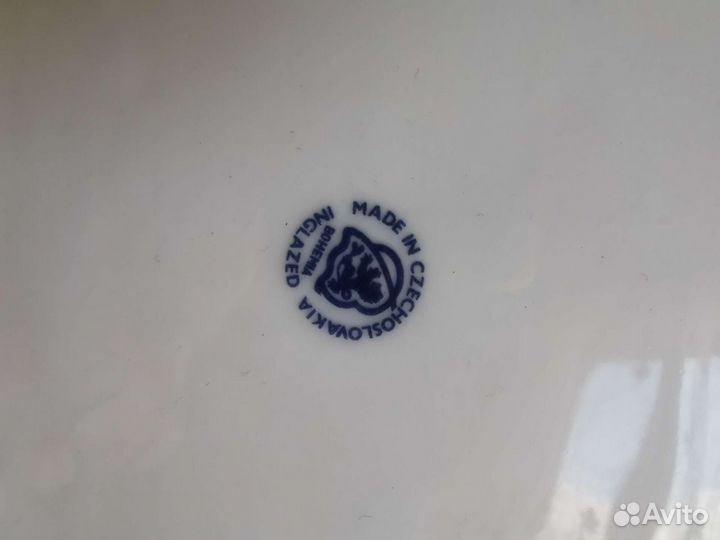 Часть от чешского сервиза Вишнёвый сад