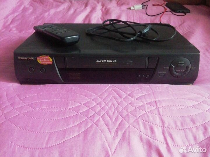 Видеомагнитофон panasonic