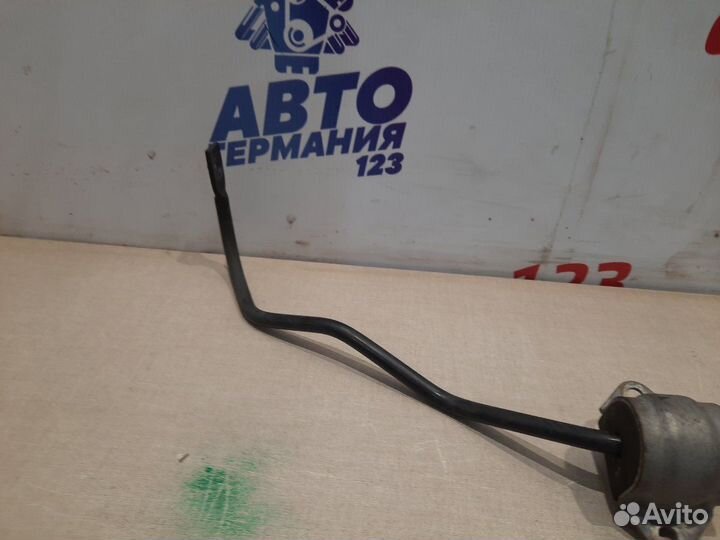 Стабилизатор задний Bmw 120 E87 N46B20B 2007