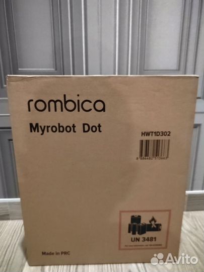 Робот-пылесос моющий Rombica MyRobot Dot