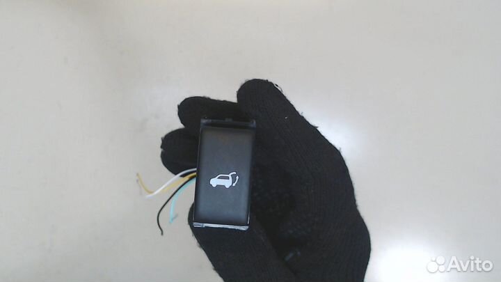 Кнопка багажника Infiniti QX70, 2016