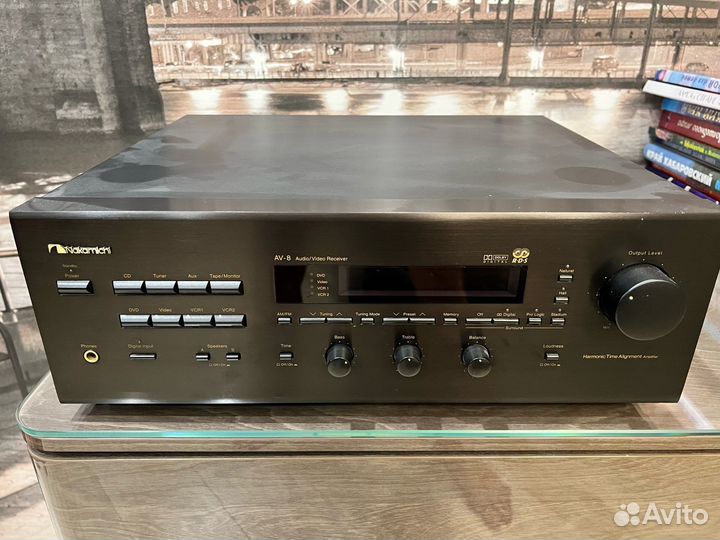 Av ресивер Nakamichi AV-8 5.1