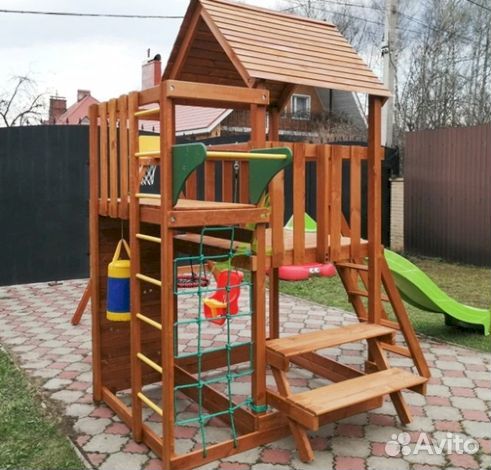 Детская площадка без заноз