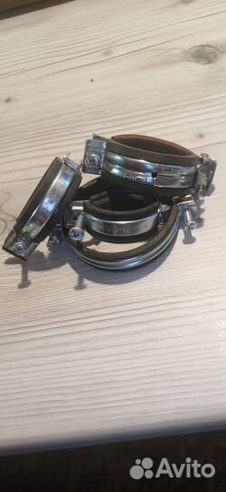 Хомут сантехнический