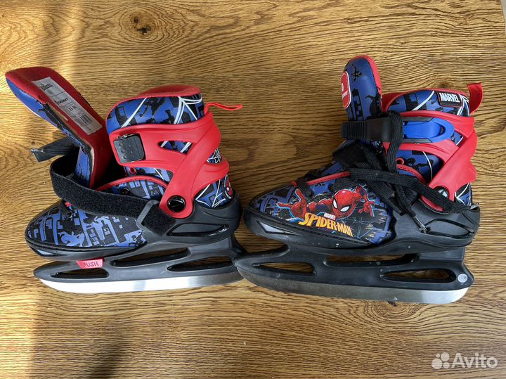 Ледовые коньки на мальчика