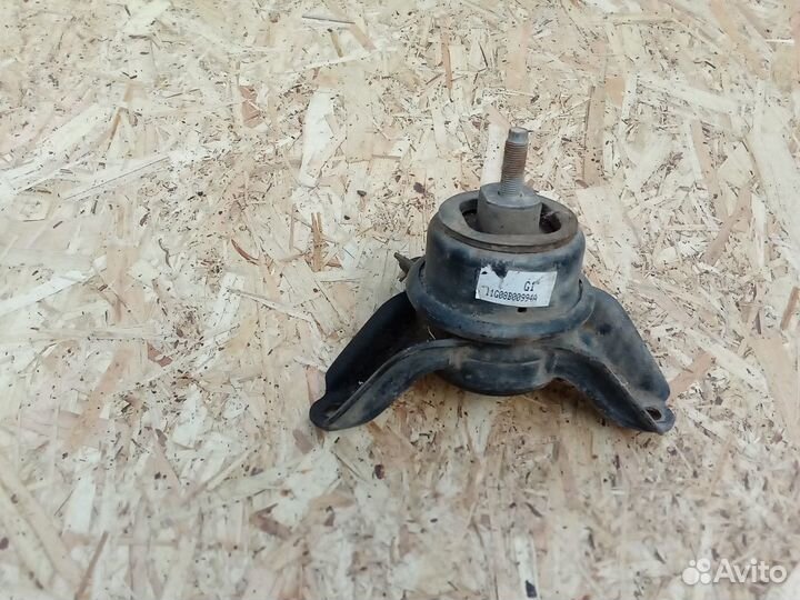 Подушка двигателя правая Hyundai IX35